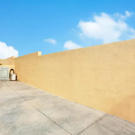 Βίλα Linos Heated Pool - 2 Min Walk